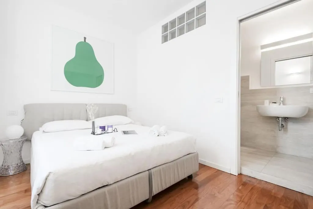 Easylife - A Touch Of Design In Porta Venezia Apartment Milan Italy